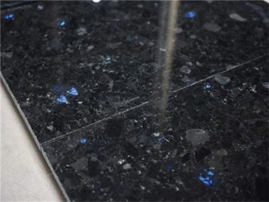 Volga modri granitni pulti