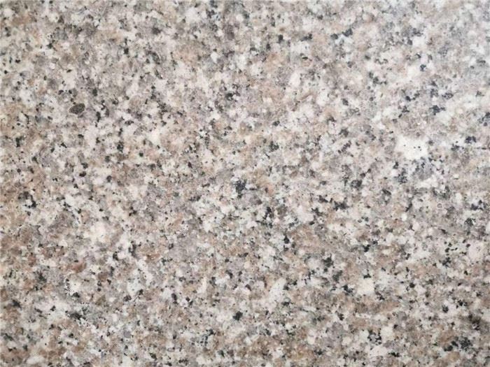 Sivi in ​​roza granit