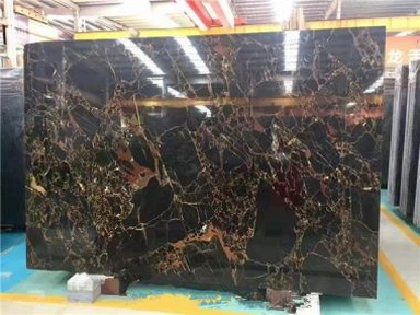 Črni in zlati portoroški marmor