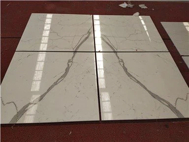 Kopalnica z marmornimi ploščicami Calacatta