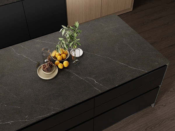 Lightning Black Sintered Stone Island