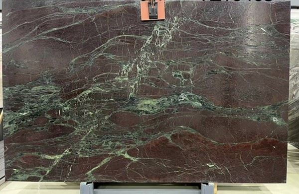 Moulin Rouge Quartzite leather surface