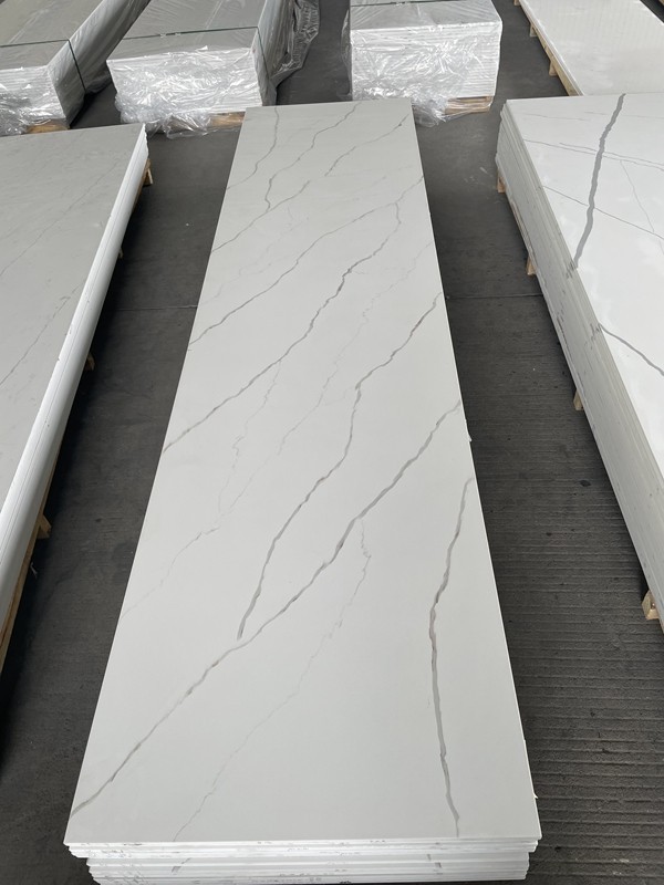 calacatta laza quartz half slab