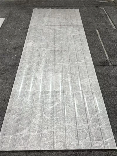 Fluted marmornate ploščice