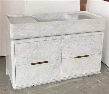 Kopalniška omara iz belega marmorja